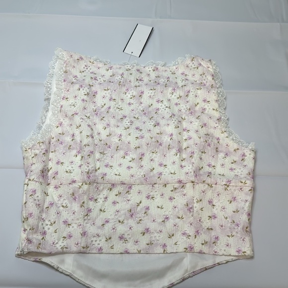 Lush Pink and White Floral Crop Top - Picture 3 of 5